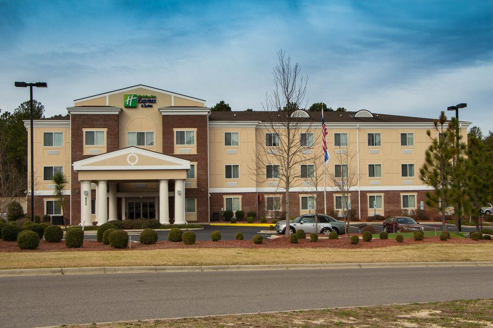 Holiday Inn Express & Suites Southern Pines-Pinehurst Area By Ihg Ngoại thất bức ảnh