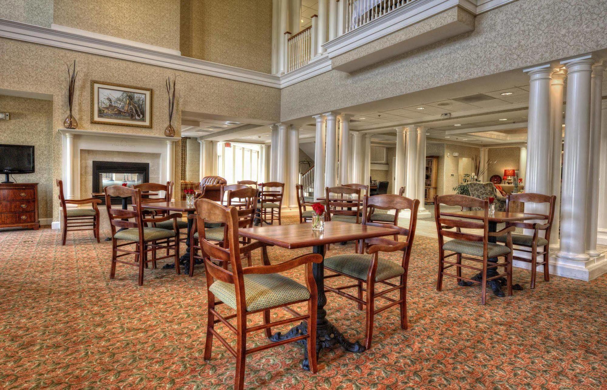 Holiday Inn Express & Suites Southern Pines-Pinehurst Area By Ihg Ngoại thất bức ảnh