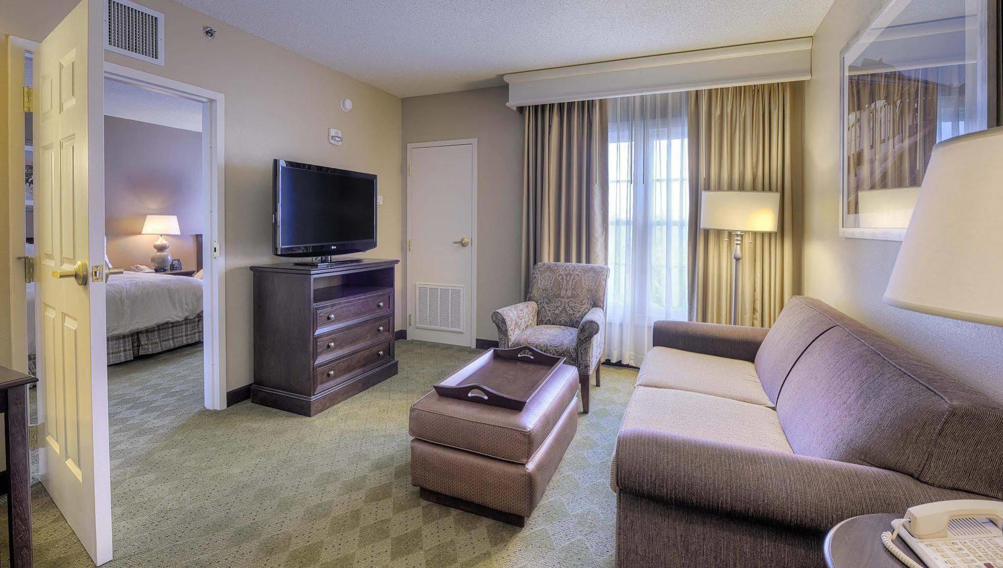 Holiday Inn Express & Suites Southern Pines-Pinehurst Area By Ihg Ngoại thất bức ảnh